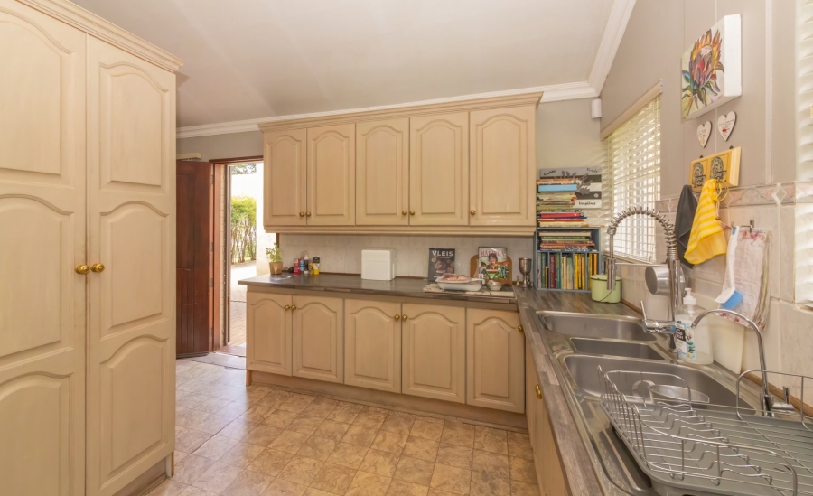 4 Bedroom Property for Sale in Wilgenhof Free State